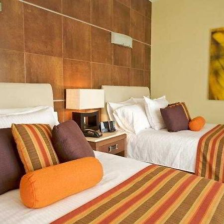 Krystal Urban Cancun & Beach Club Room photo