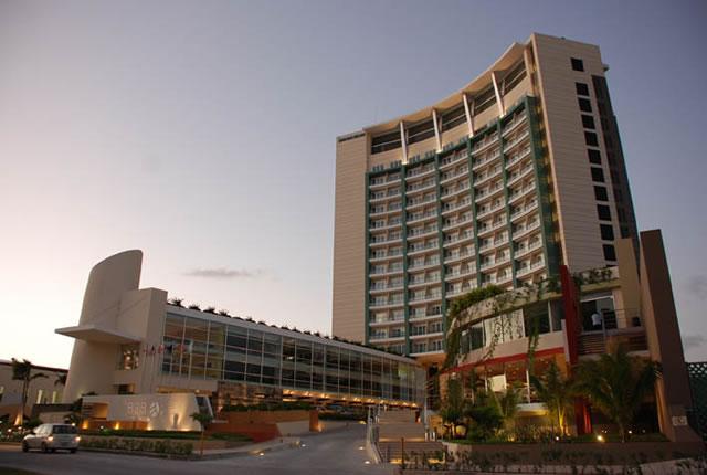 Krystal Urban Cancun & Beach Club Exterior photo