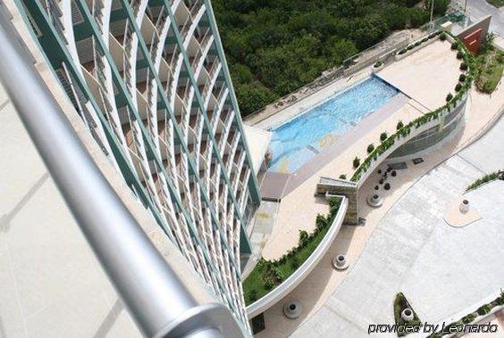 Krystal Urban Cancun & Beach Club Exterior photo